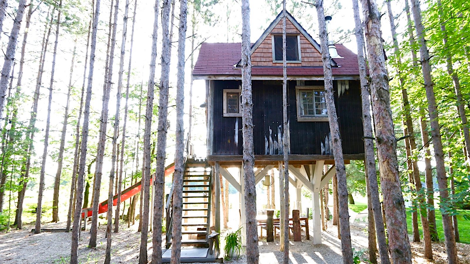 The building of the treehouse. Treehouse retreat in progress. DESIGN THE LIFE YOU WANT TO LIVE | Lynne Knowlton