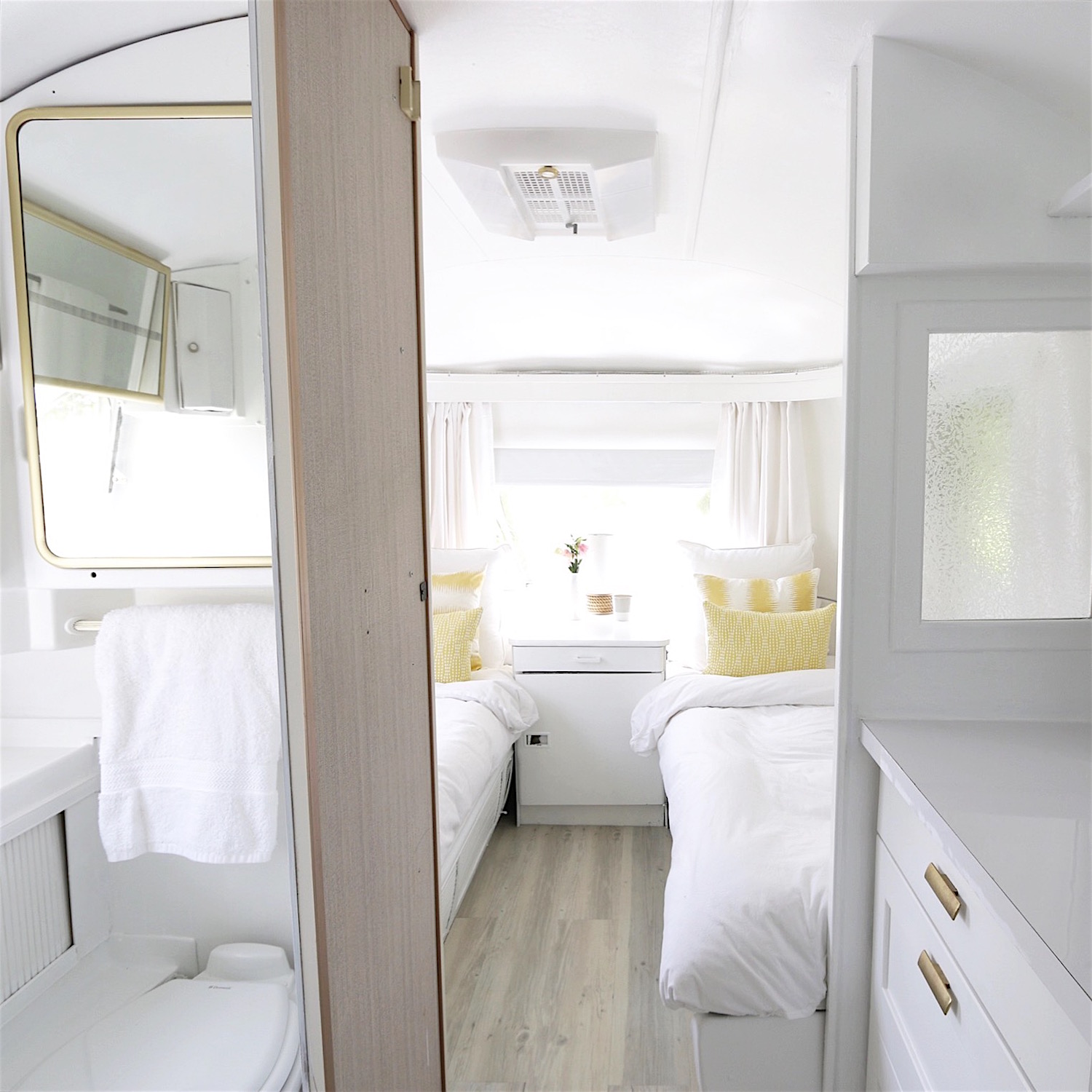 Love airstreams? Click on the photo to see the before and after transformation of a vintage 1976 31 ft airstream!
