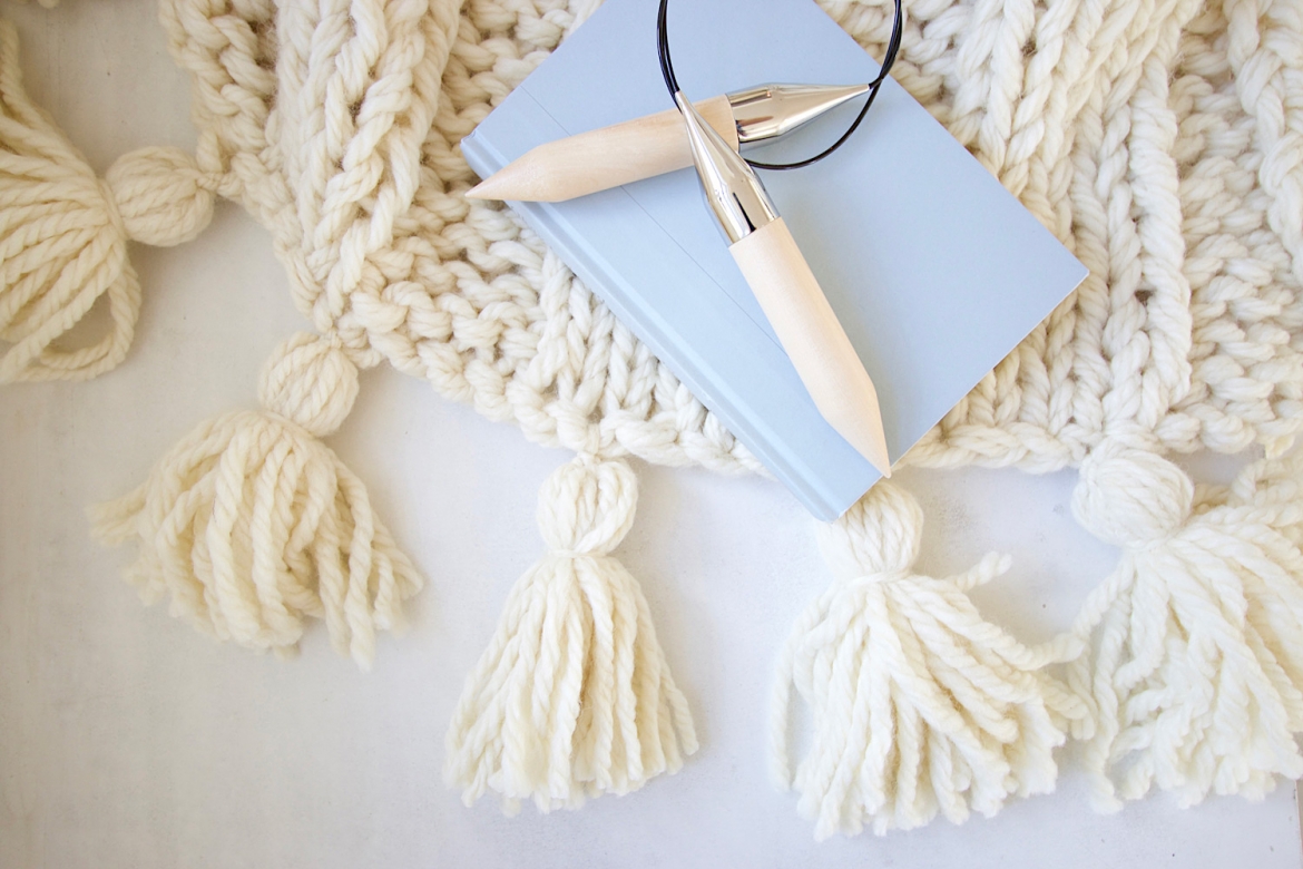 How to make wool tassels for your chunky knit blanket. A step by step ...