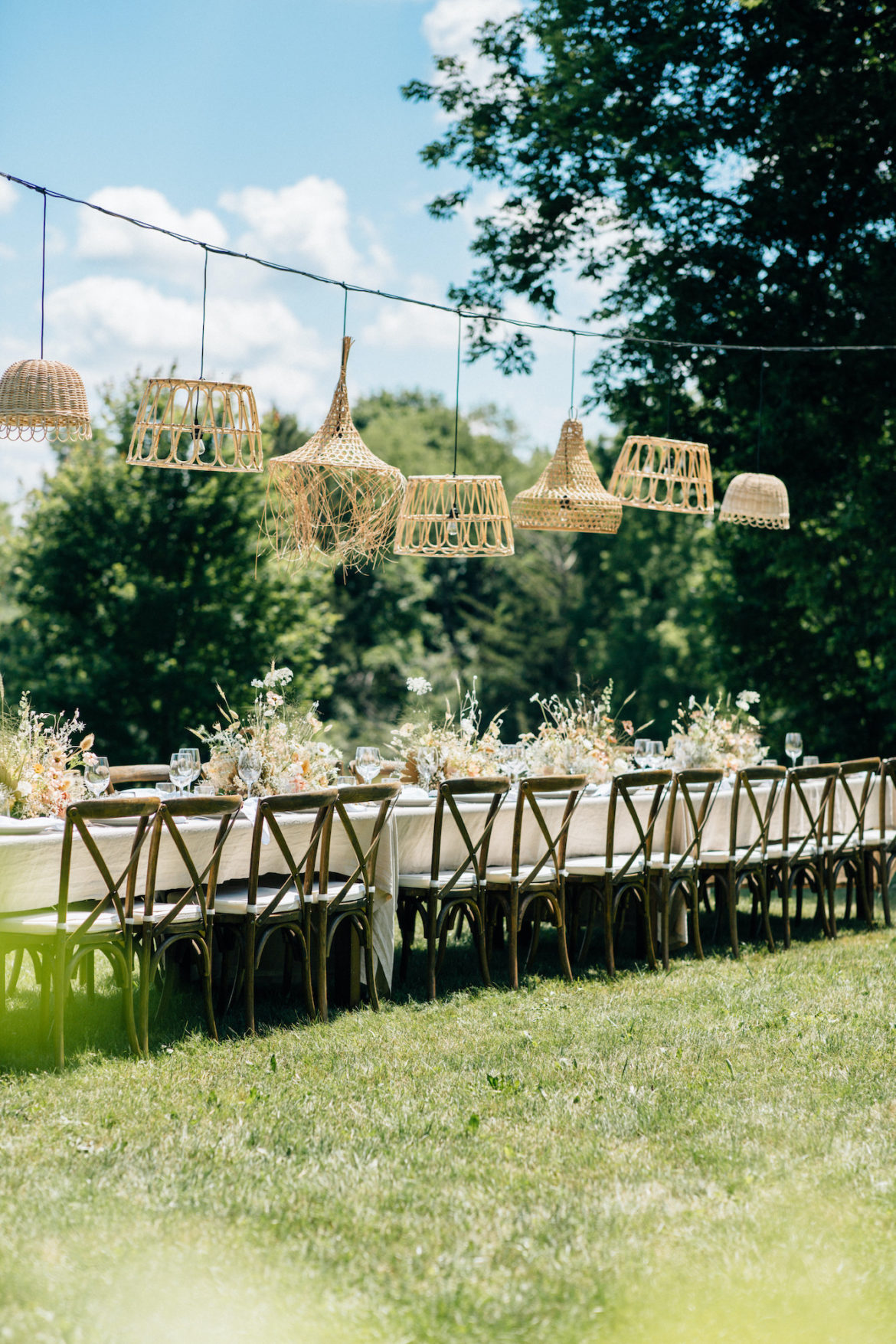 A stunning wedding at a Treehouse | All the special details from this countryside wedding day 
